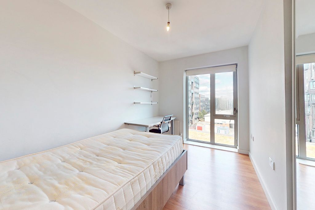 Property photo 1 of 5