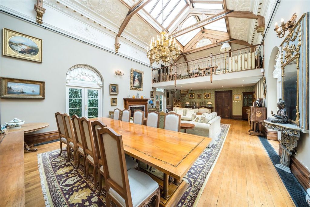 Property photo 1 of 25