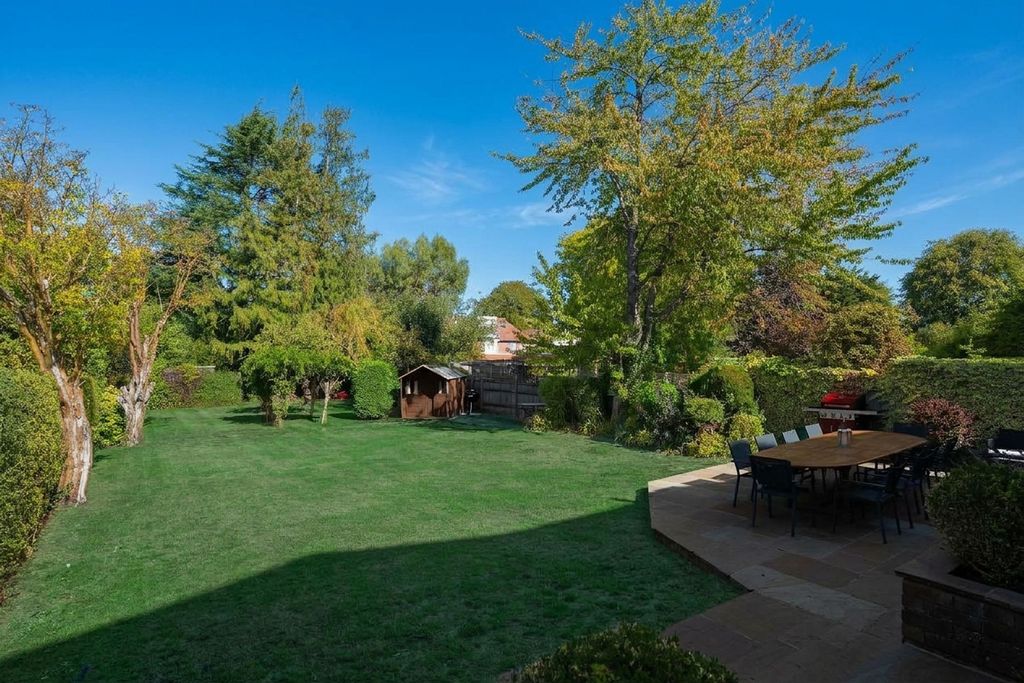 Property photo 3 of 21