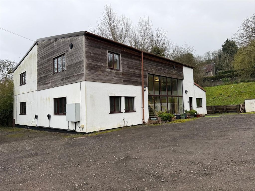 Property photo 1 of 13 14.Jpg