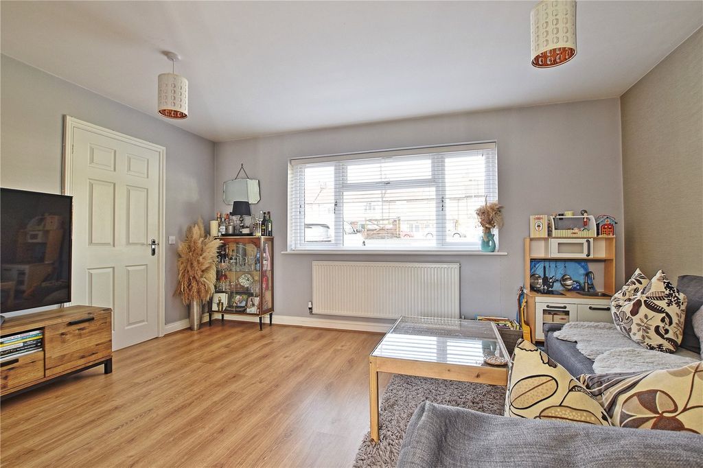 Property photo 3 of 16 Picture No. 15