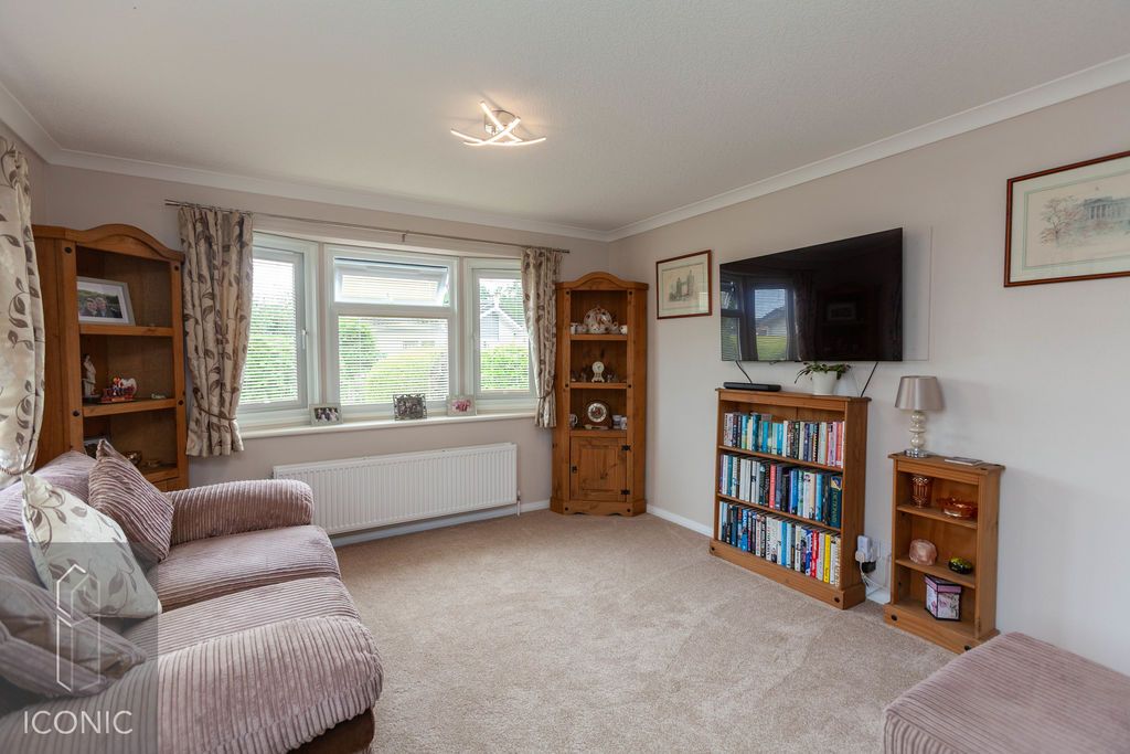 Property photo 2 of 12 Photo 6