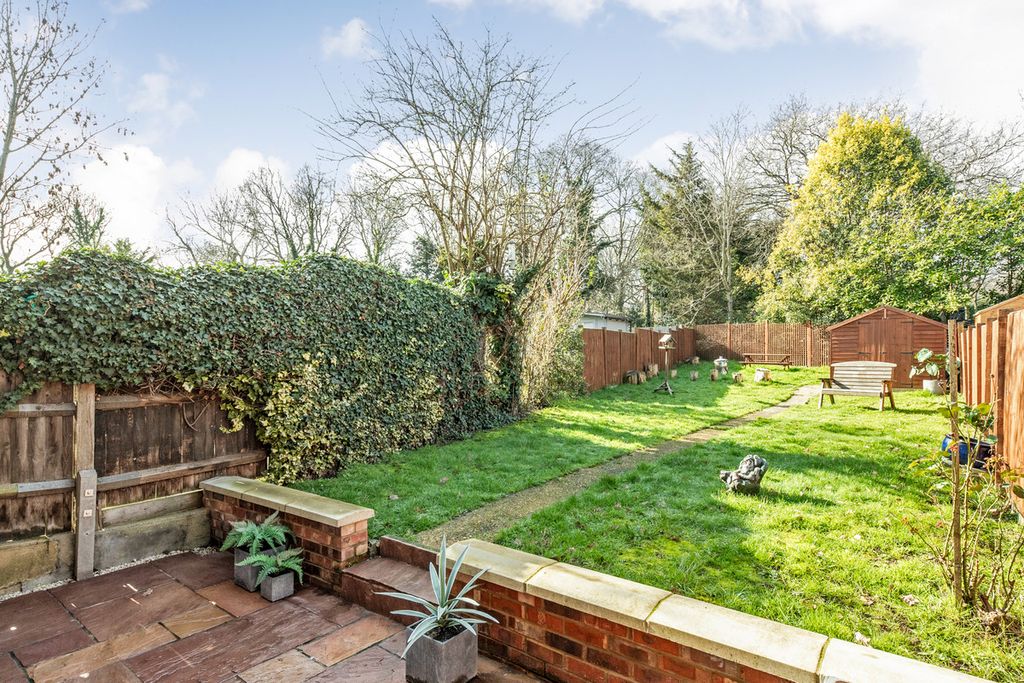 Property photo 2 of 12