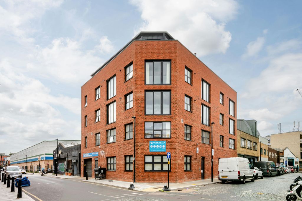 Property photo 1 of 14 Mowlem St 49 Gf  Low Res 13.Jpg