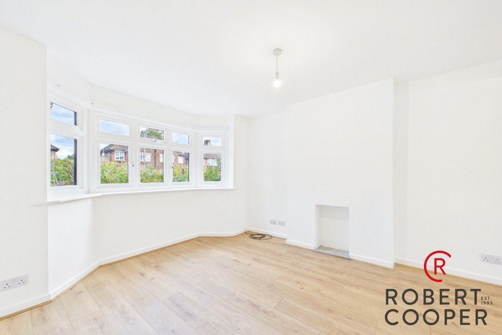 Property photo 3 of 18 Picture No. 06