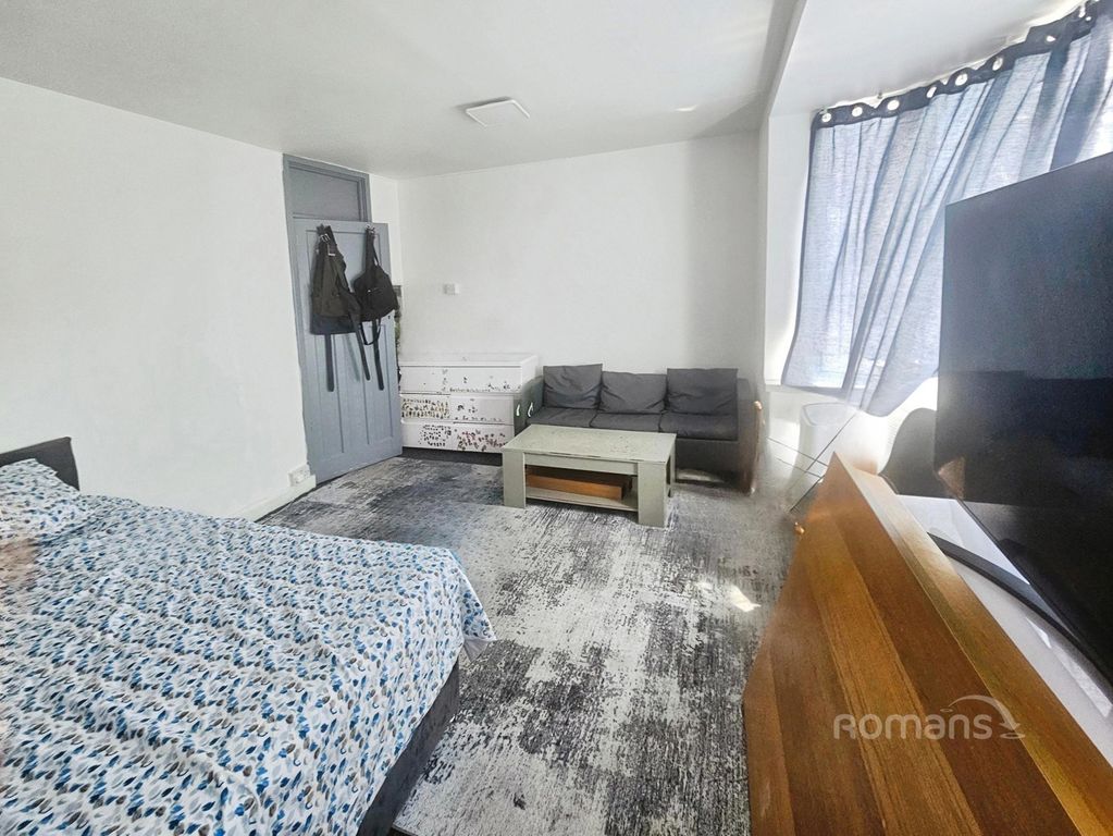 Property photo 1 of 10 Pbox-Img.Jpg
