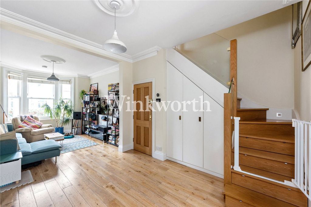 Property photo 2 of 23 Picture No. 07