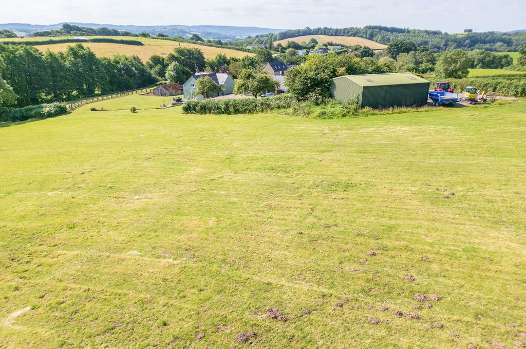 Property photo 2 of 55