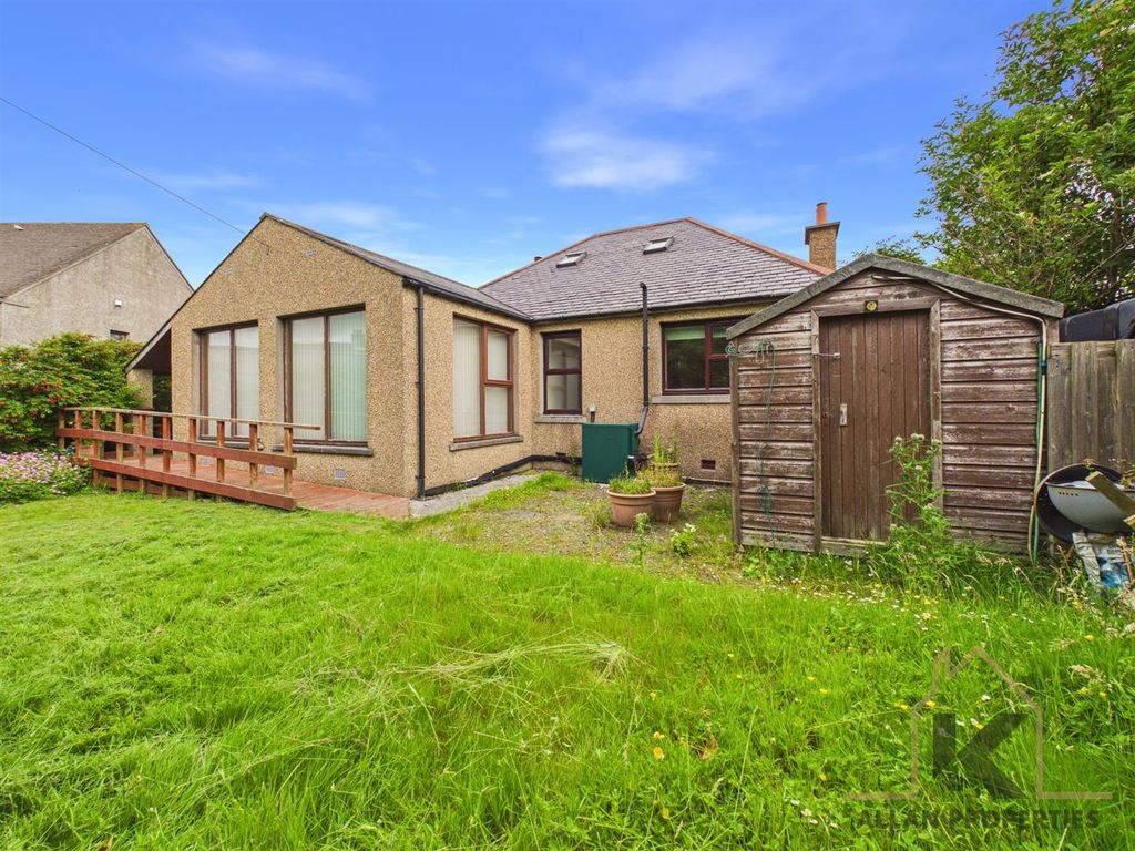 Property photo 2 of 30