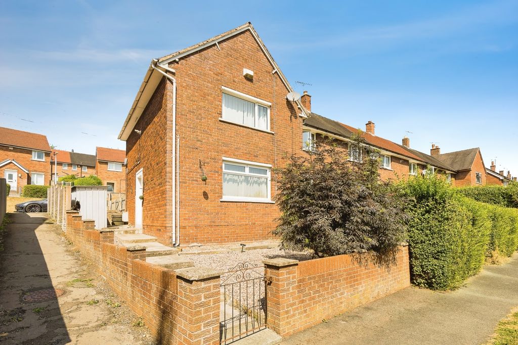 Property photo 1 of 16 External