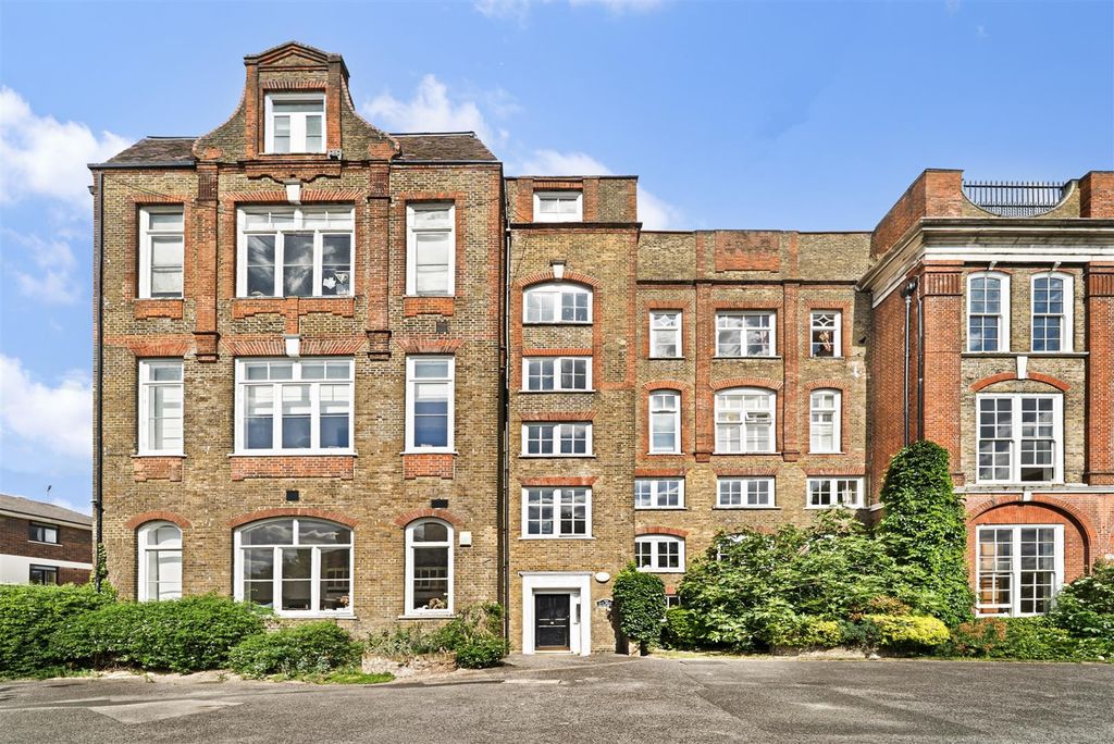 Property photo 1 of 23 Bow Brook House