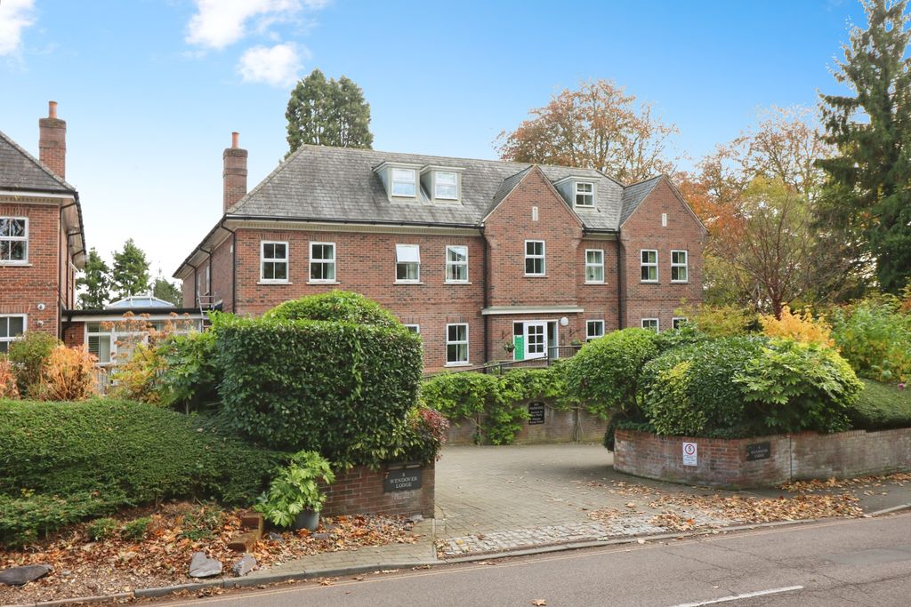 Property photo 1 of 7