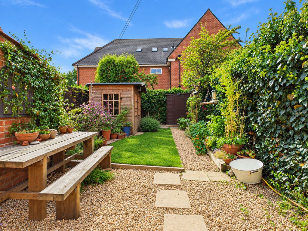 Property photo 2 of 16