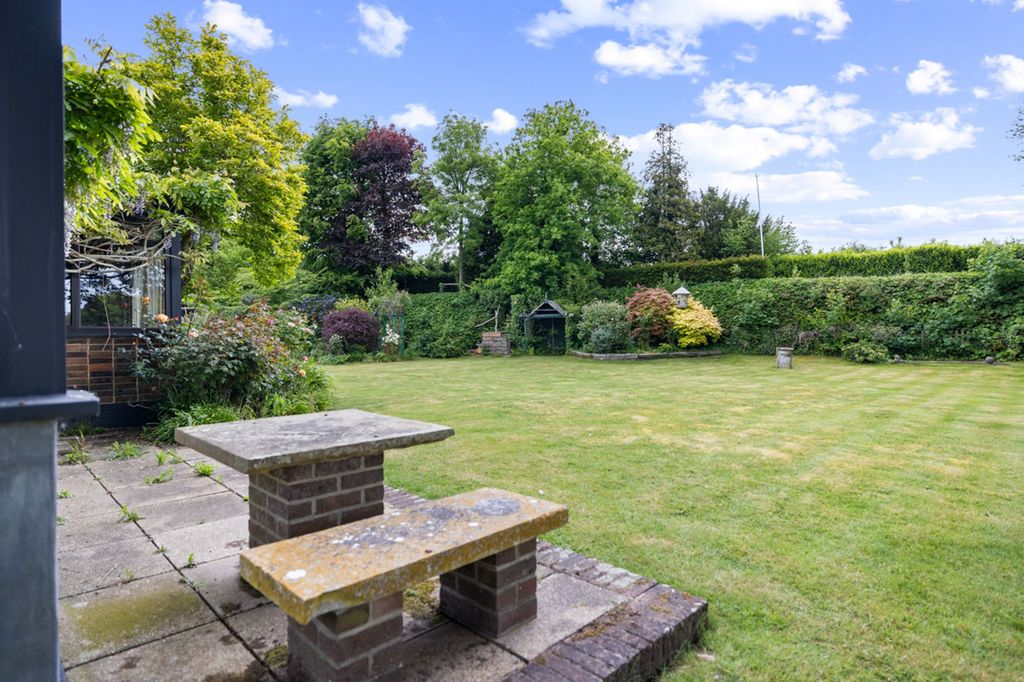 Property photo 3 of 20