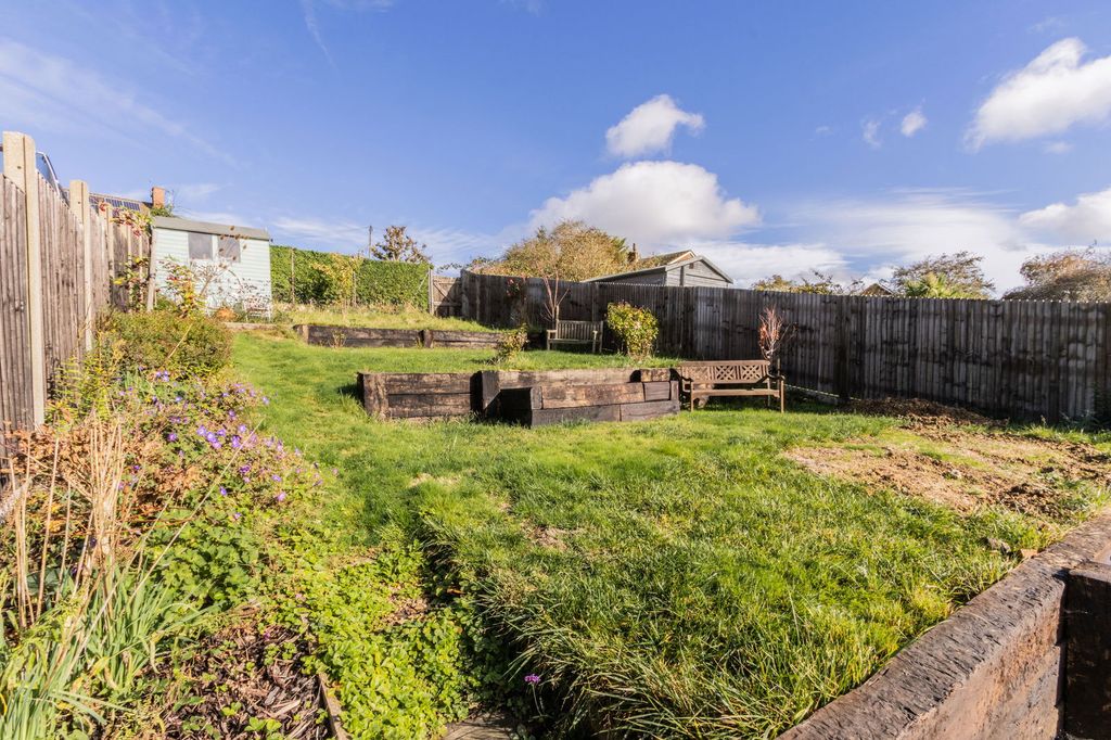 Property photo 3 of 15