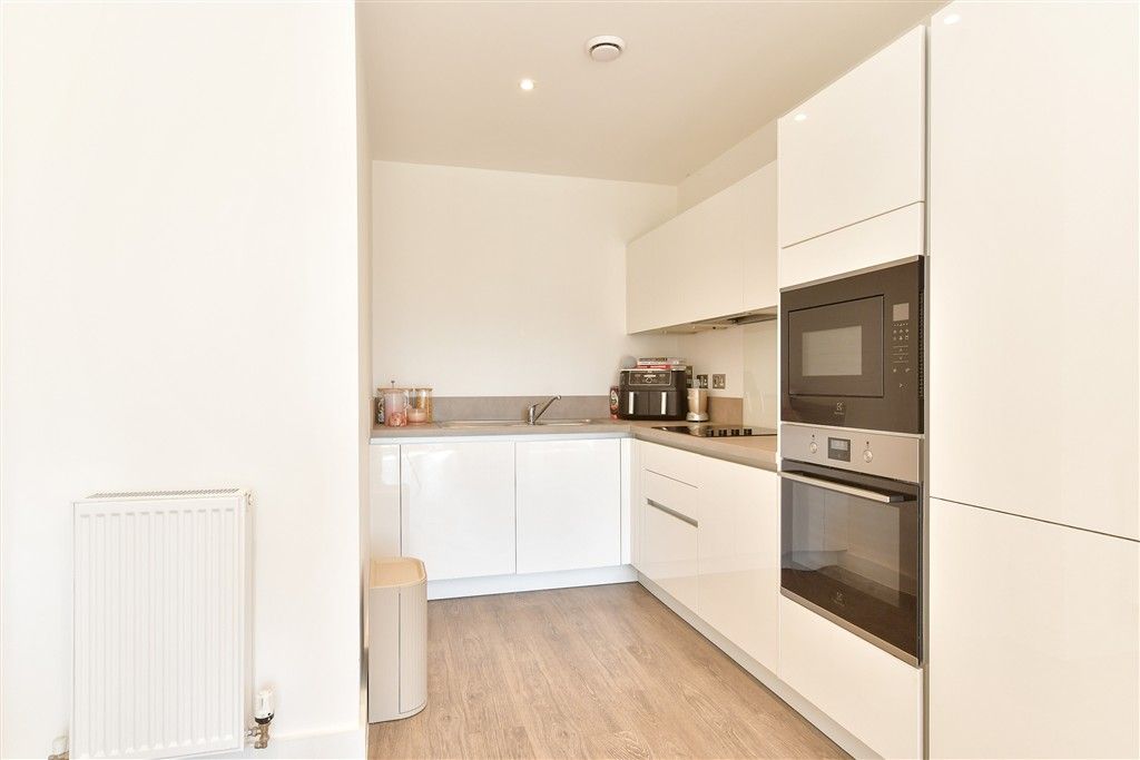 Property photo 2 of 9 Kitchen/Lounge/ Dining Area