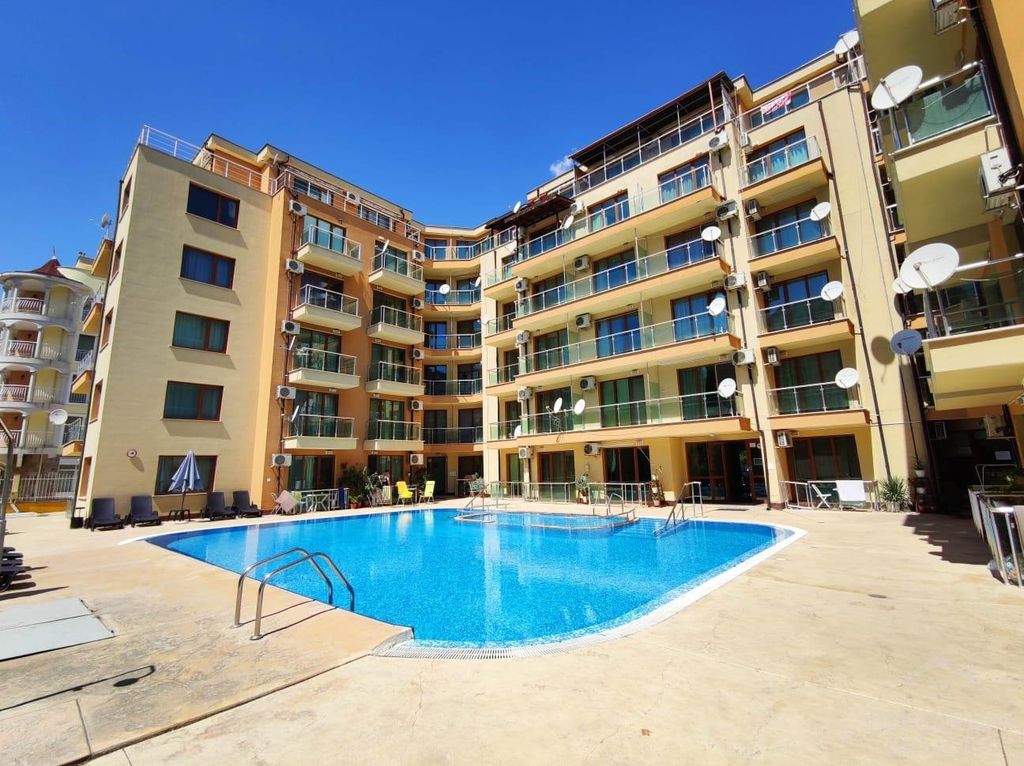 Property photo 1 of 10