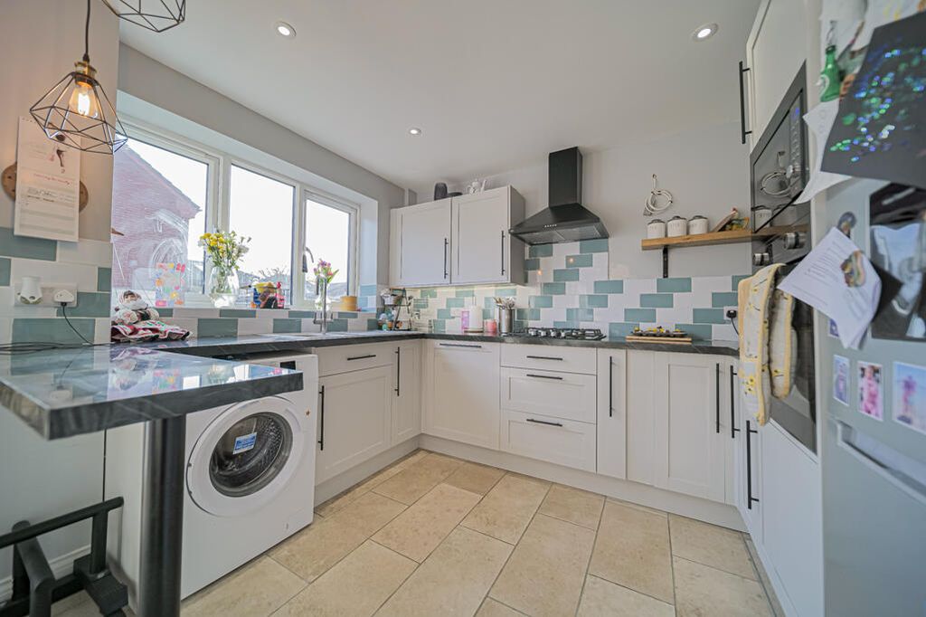 Property photo 3 of 14 P1069688.Jpg