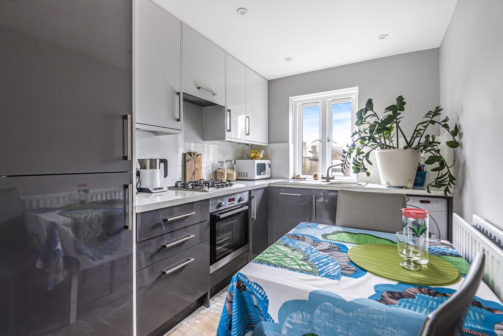 Property photo 3 of 7 509959 (4)