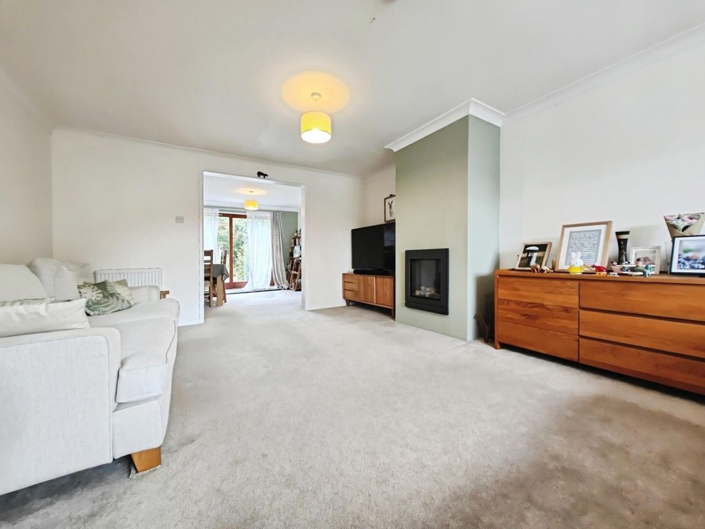 Property photo 2 of 21 Pbox-Img.Jpg