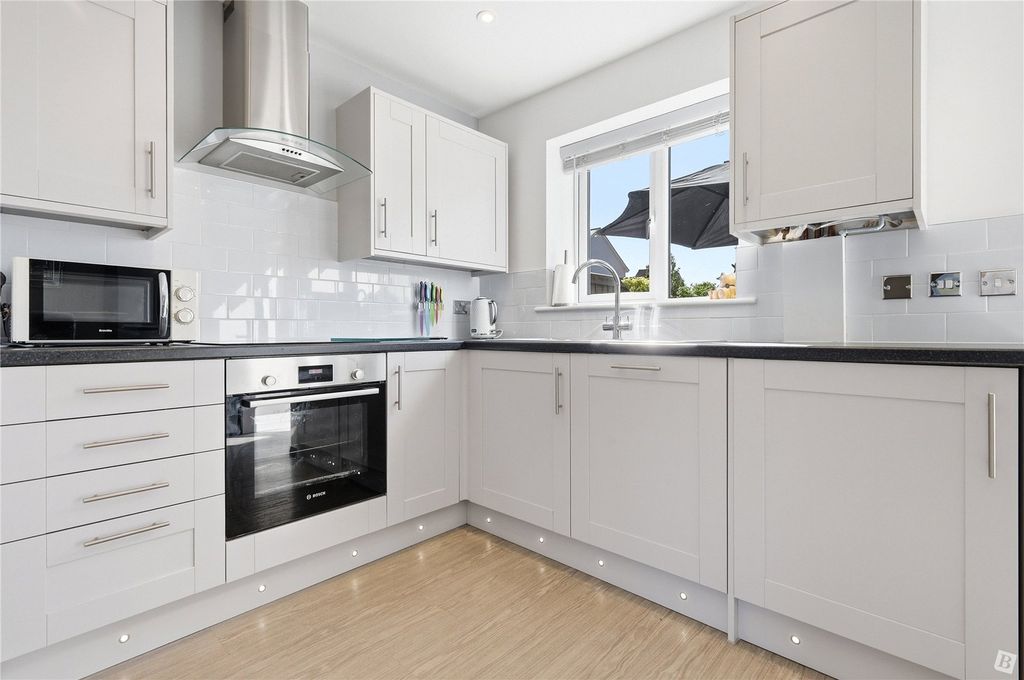 Property photo 2 of 29 Kithen