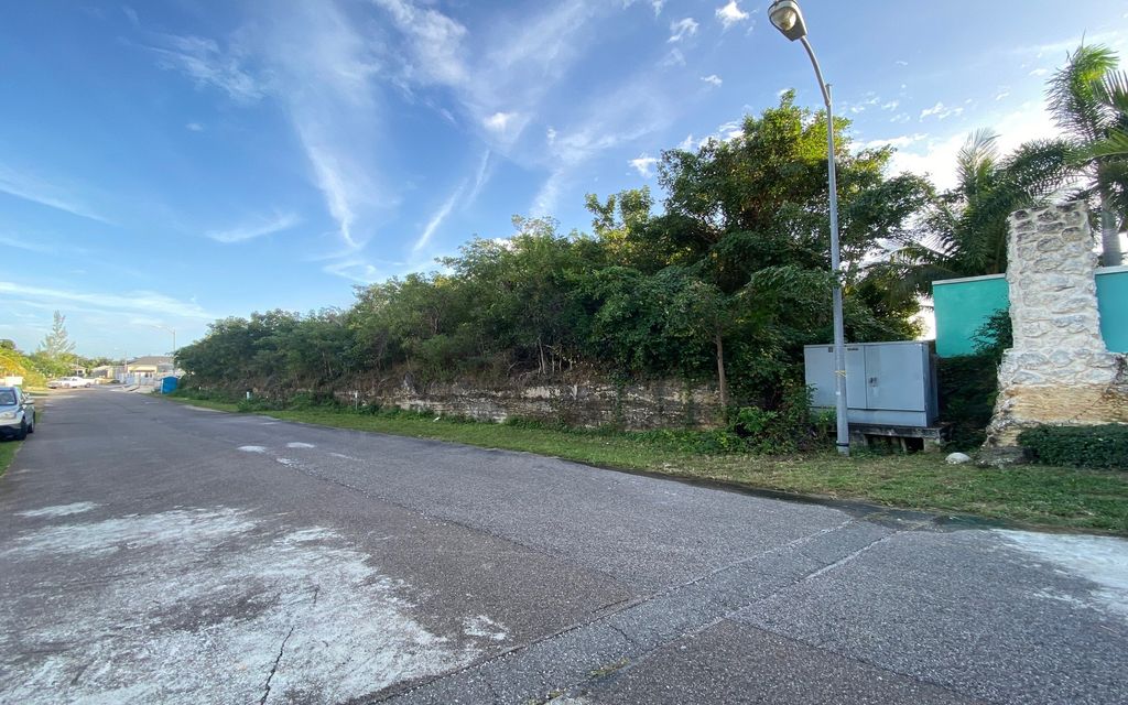 Property photo 2 of 9