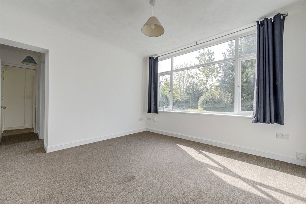 Property photo 3 of 7 Picture No. 15