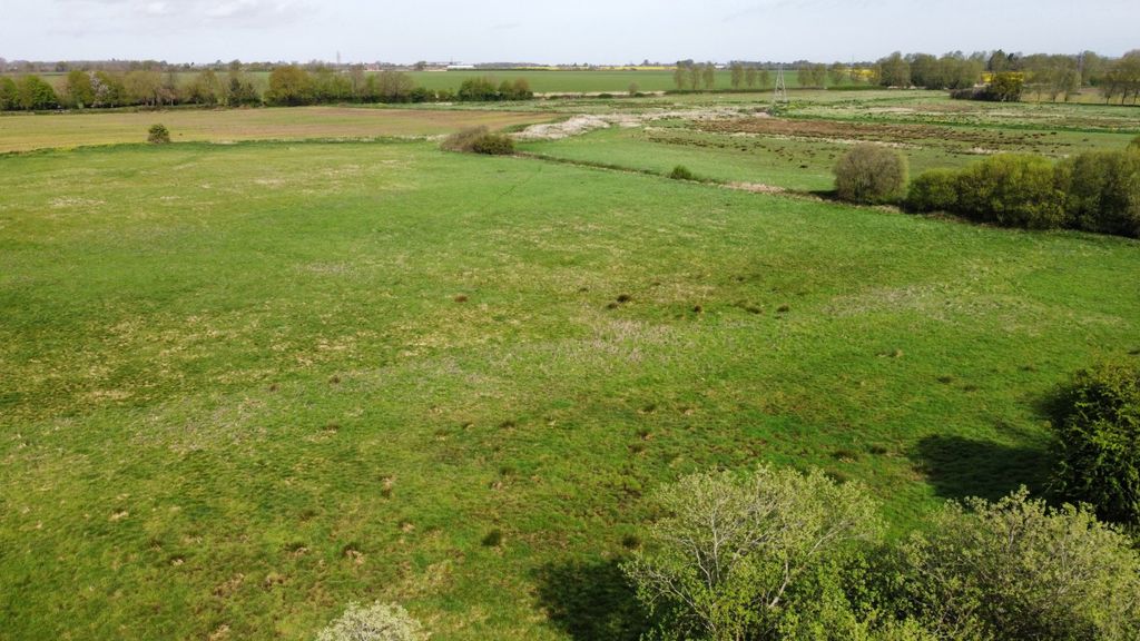 Property photo 2 of 12 Picture No. 06