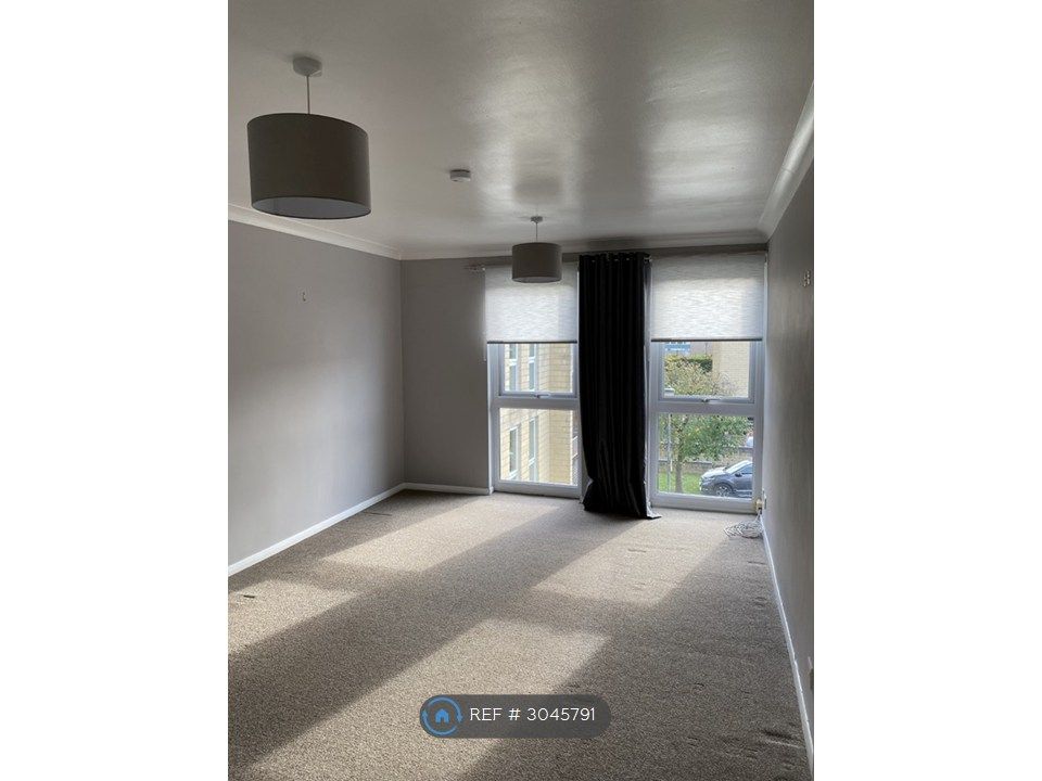 Property photo 3 of 13 Living Room