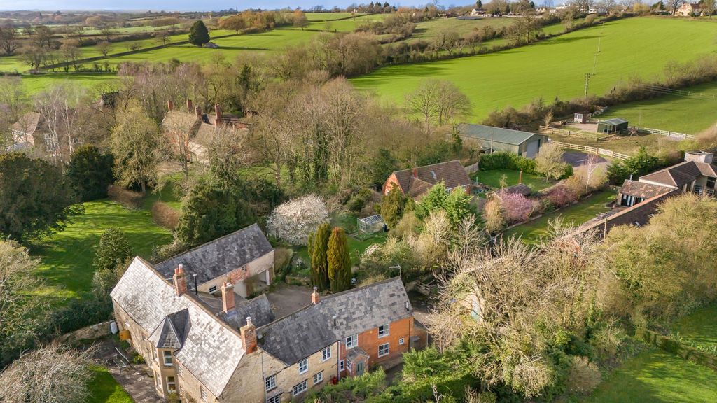 Property photo 3 of 13 Aerial