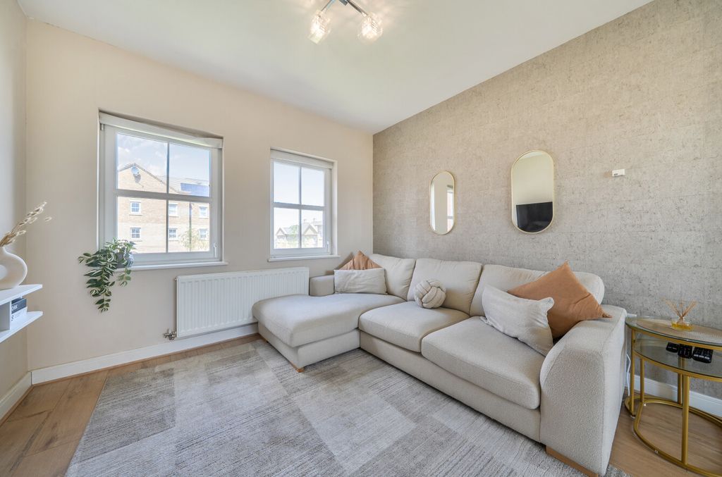 Property photo 3 of 22 Reception Room