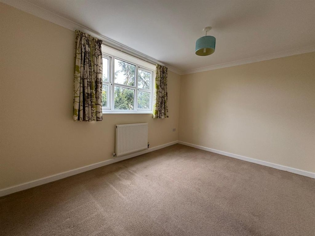 Property photo 3 of 6 60A3058E-Df16-4A8F-Af89-Eb8A337c6cc4.Jpg