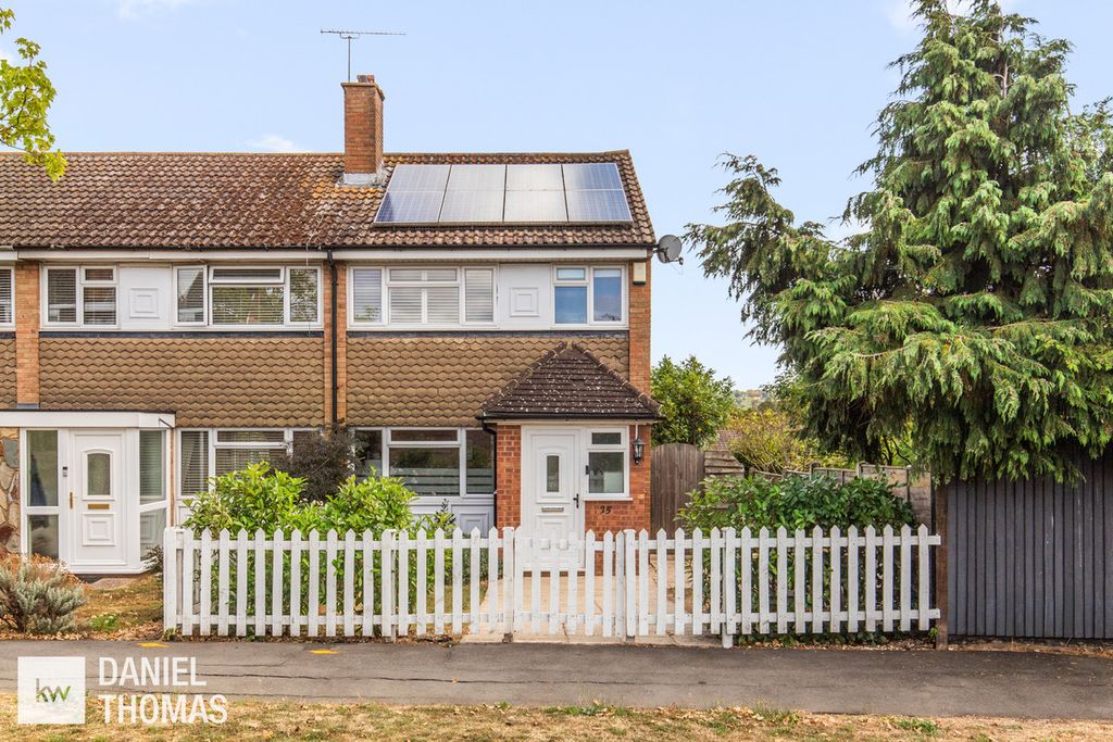 Property photo 1 of 36