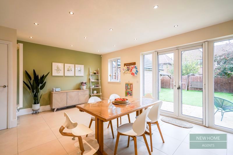 Property photo 3 of 18 Photo 14