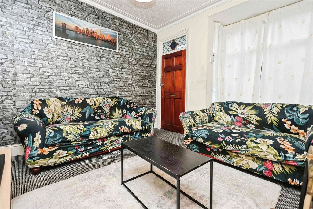 Property photo 2 of 11 Picture No. 07