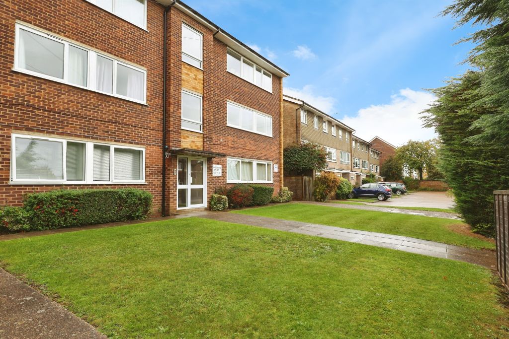 Property photo 3 of 16