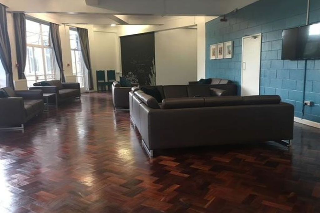 Property photo 3 of 9