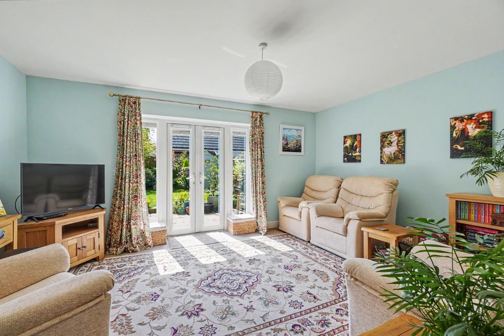 Property photo 2 of 19 5088754