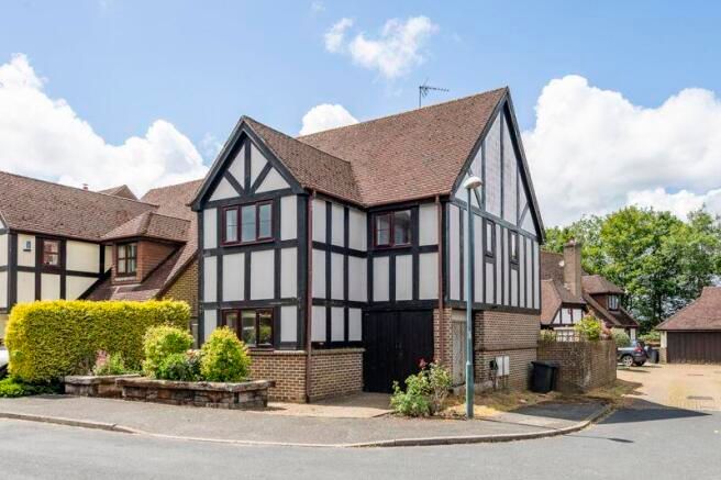 Property photo 1 of 11