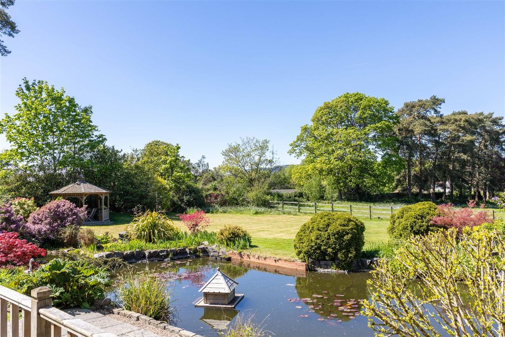 Additional image 15 of 5 bed detached house for saleCliftons Lane, Reigate RH2