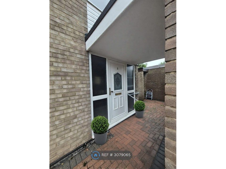 Property photo 3 of 16
