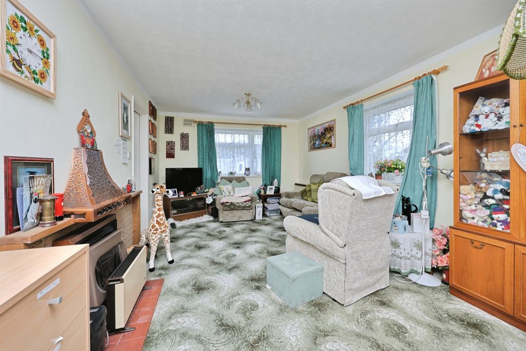 Property photo 2 of 24