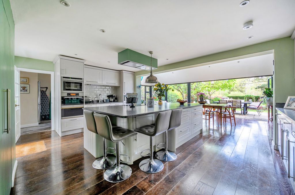 Property photo 3 of 42 1439379-16-69Dd47...