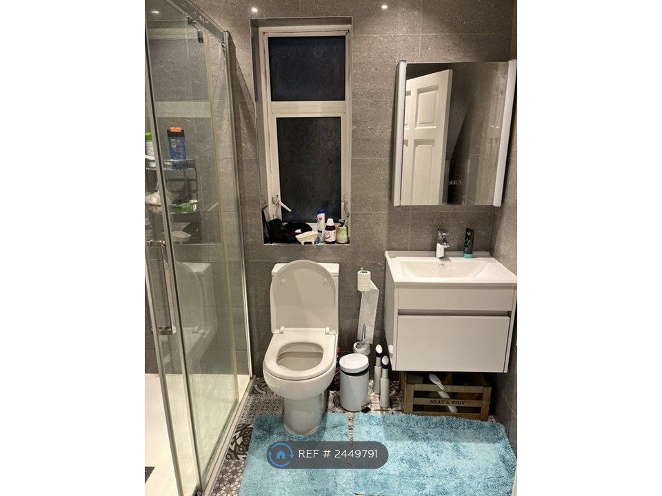 Property photo 1 of 4 Main Bath And Shower