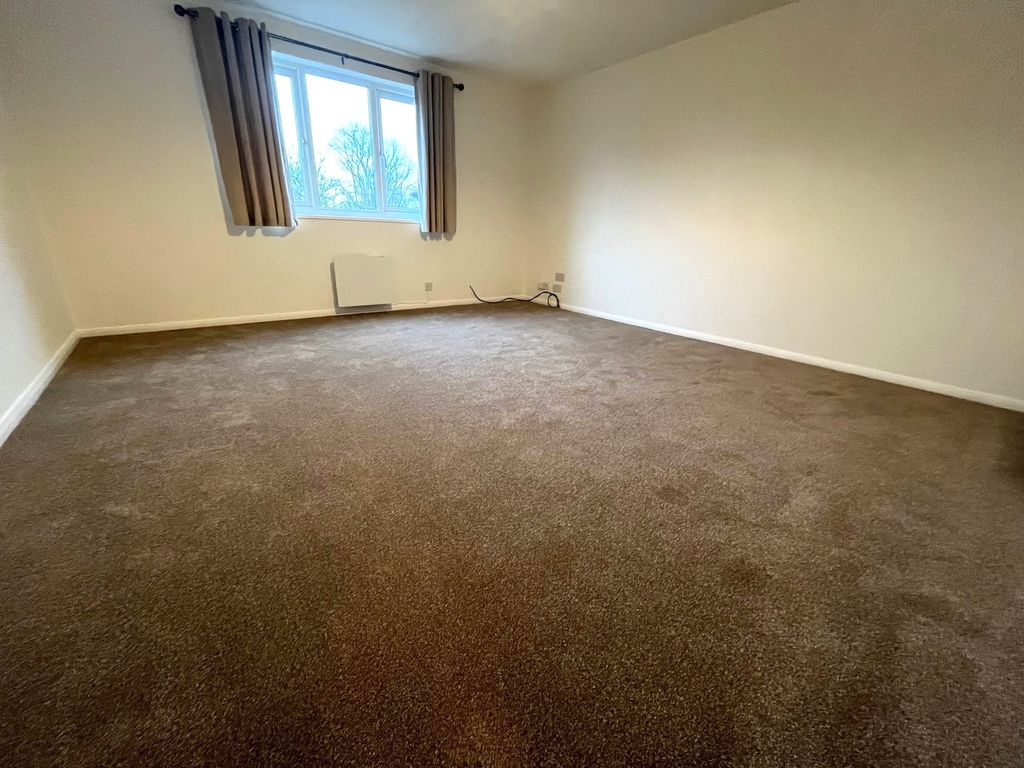 Property photo 3 of 7 Golf6