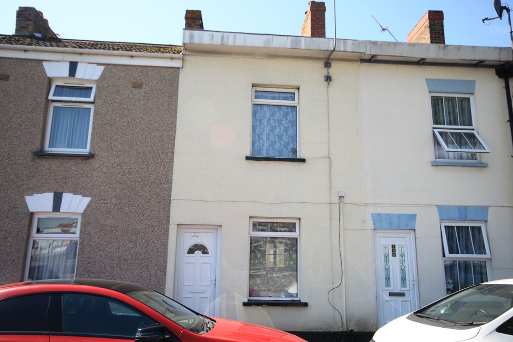 Property photo 1 of 8