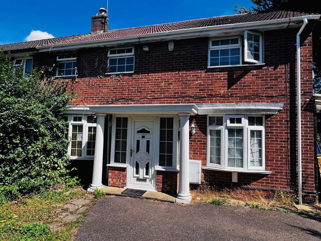 Property photo 2 of 3
