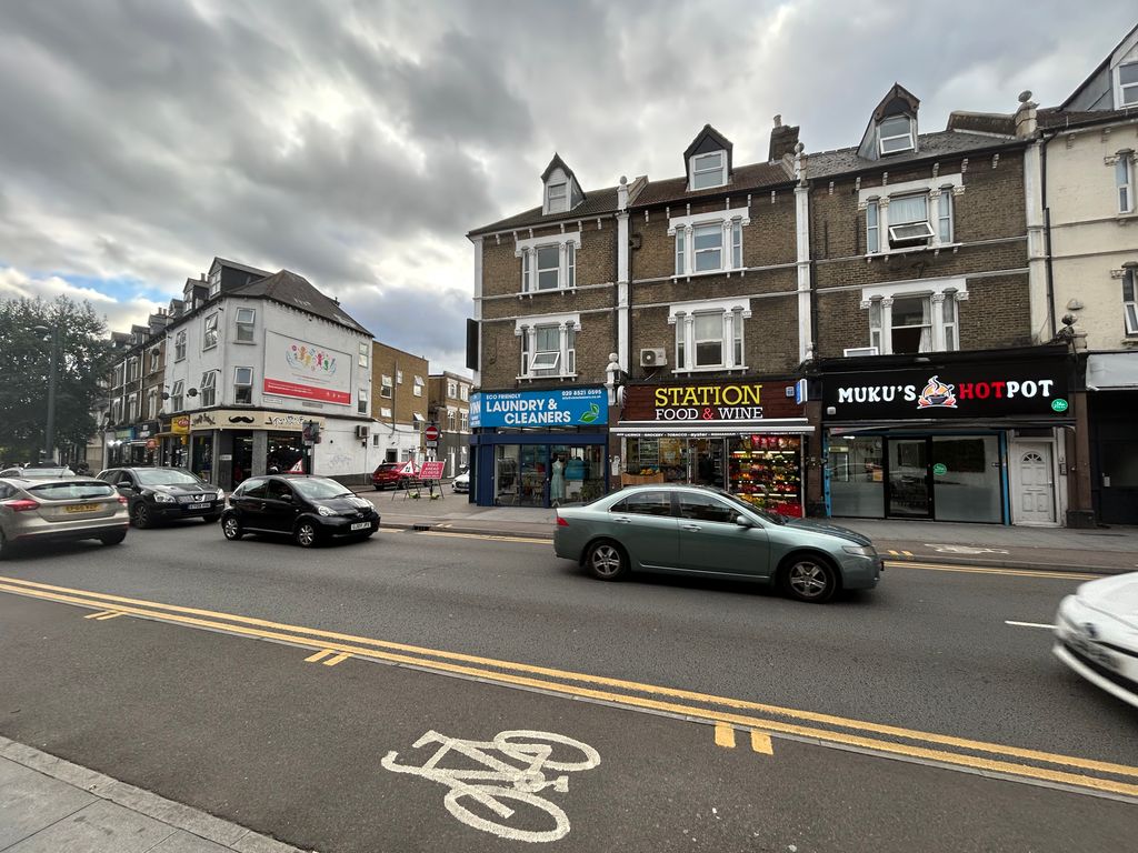 Property photo 2 of 12