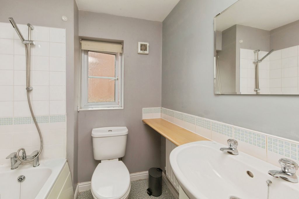Property photo 3 of 20 Pbox-Img.Jpg