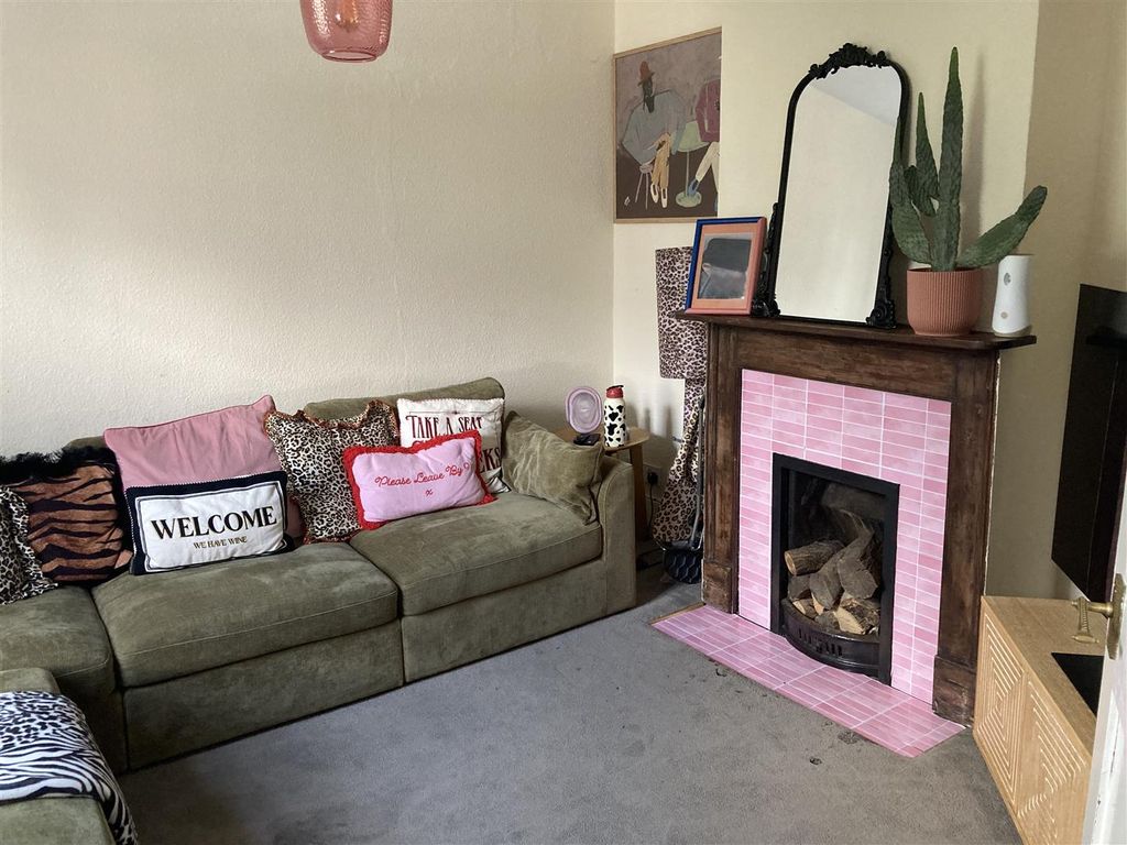 Property photo 2 of 10 Img_0637.Jpg
